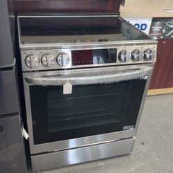 New Scratch And Dent LG 5 Burner Glass Top Stainless Steel Slide In Range. 1 Year Warranty 