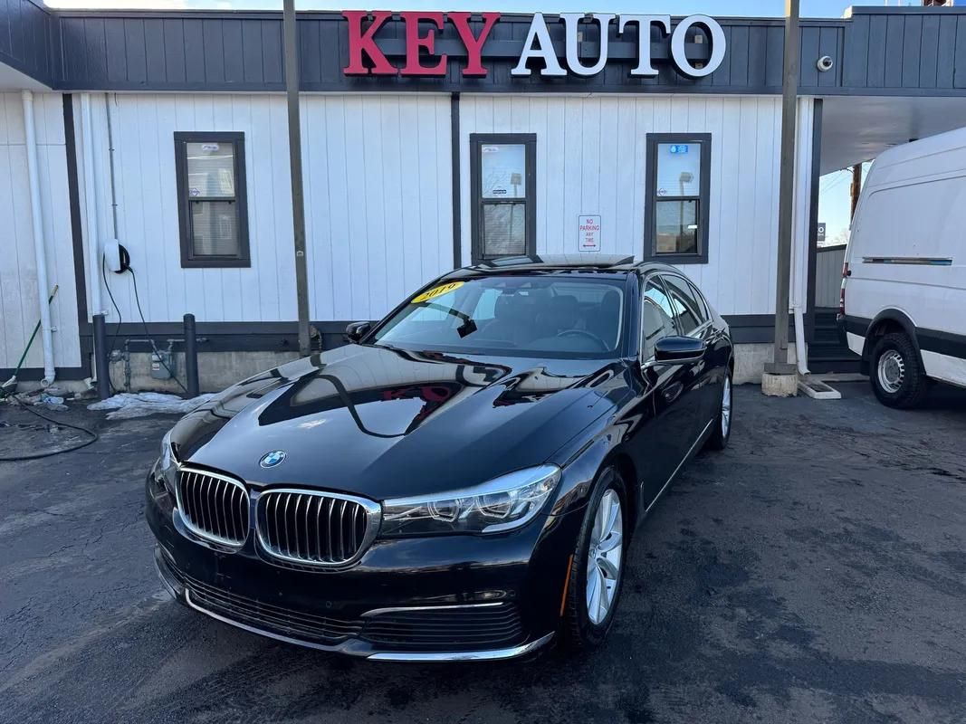 2019 BMW 740i