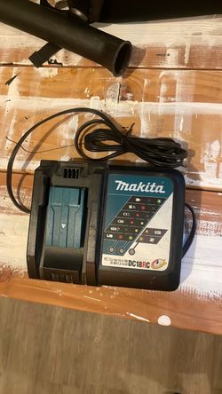 Makita DC18RC Battery Charger
