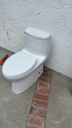 Toto Toilet