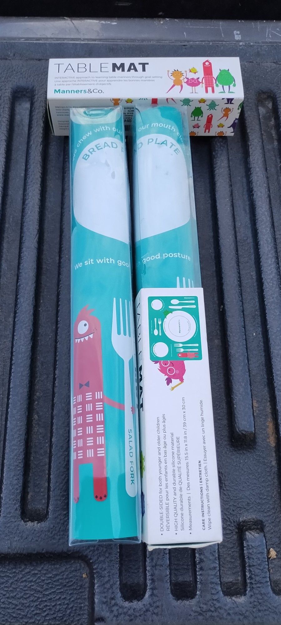Table Mat And Silicone Baby Feeding Spoons