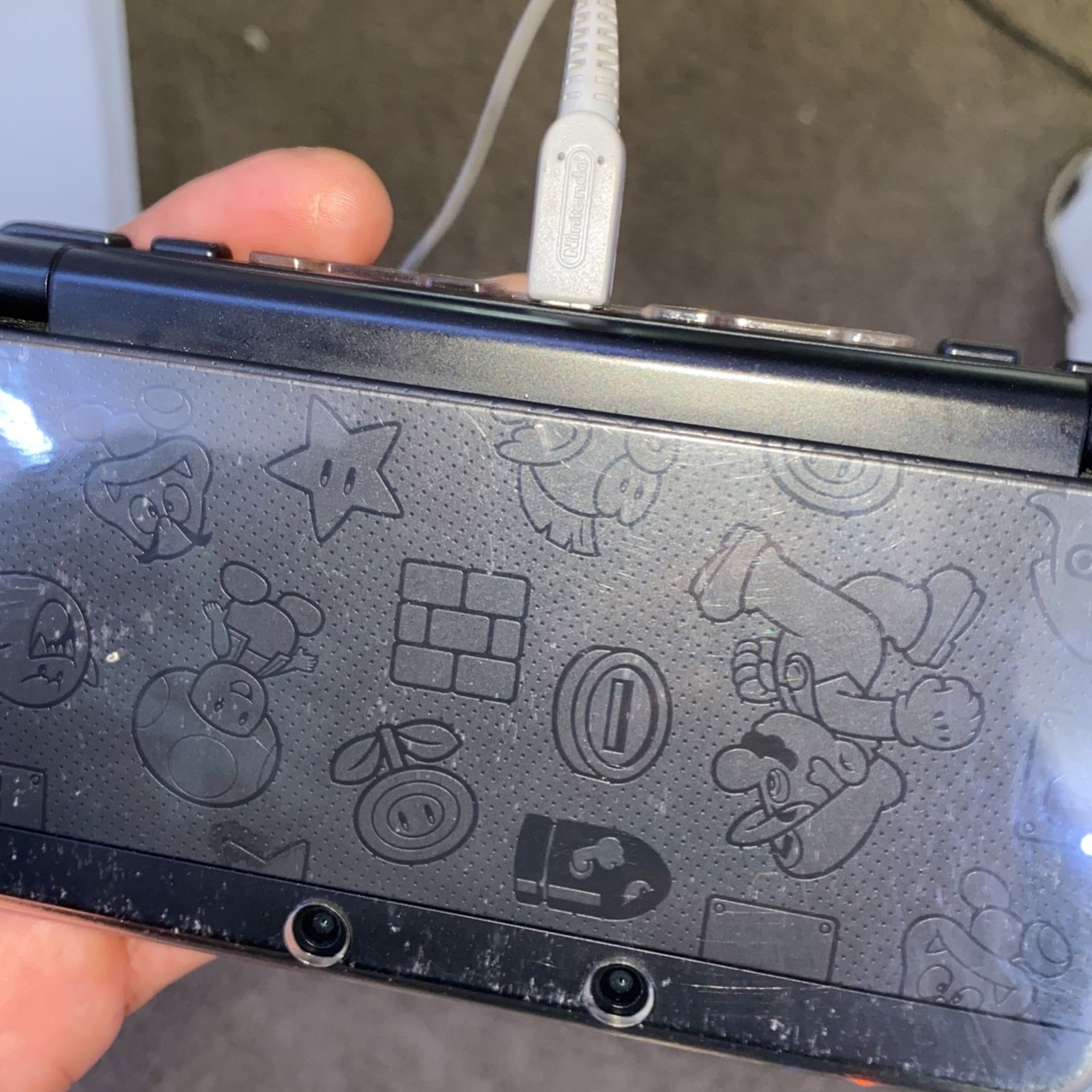 New 3ds Black Mario Edition for Sale in San Diego, CA OfferUp