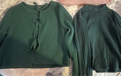 2 Green Ribbed Knit Sweaters