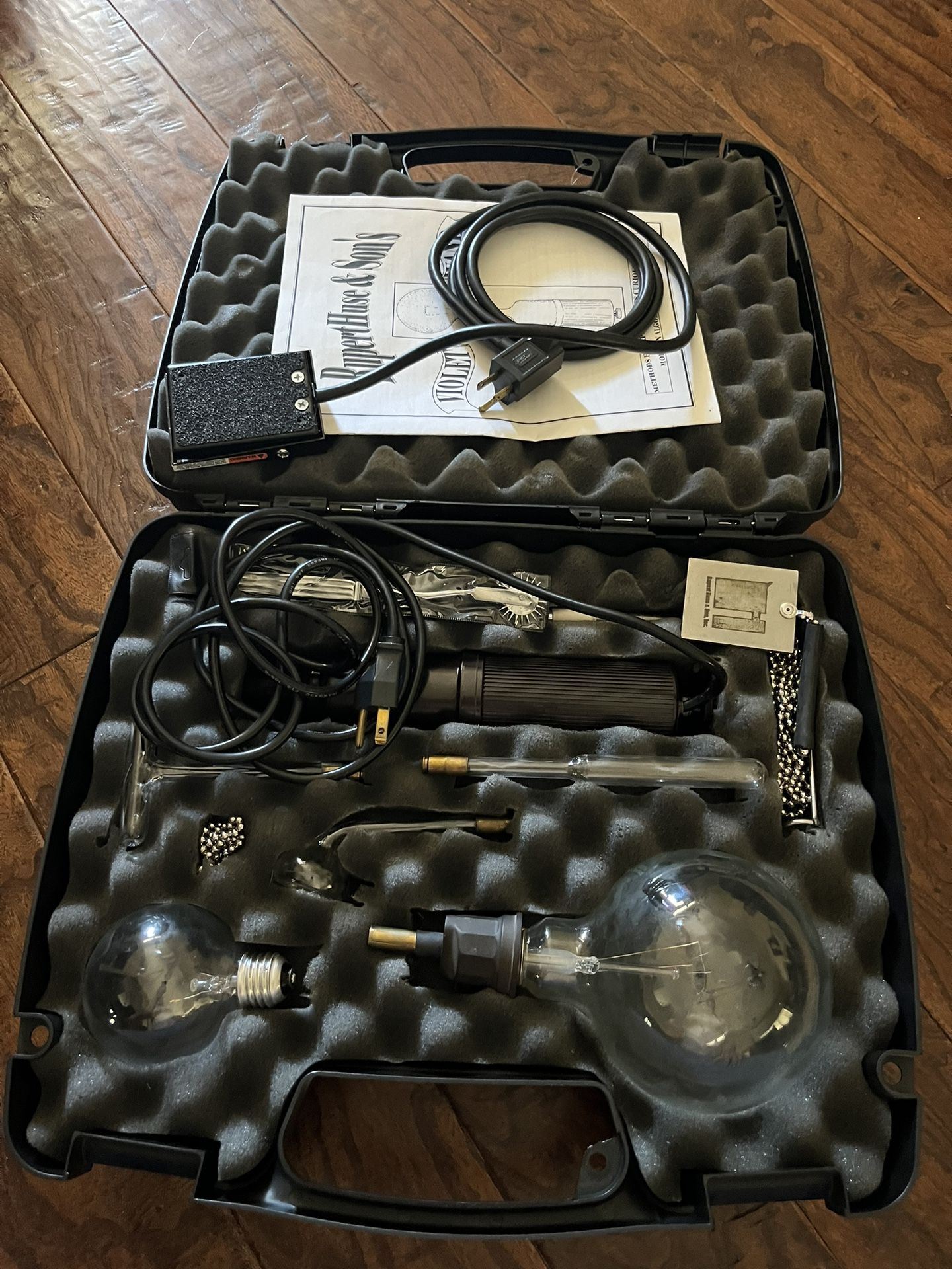 Violet Wand Kit by Rupert Huse and Son
