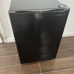 Mini Fridge For Parts