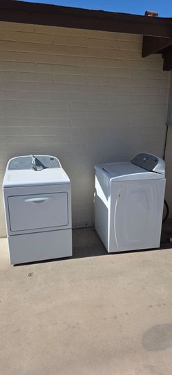 Whirlpool Cabrio washer/dryer