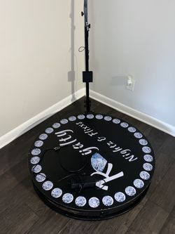 Brand New Never Used 360 Photo Booth(Read Entire Ad)