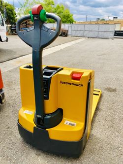 Pallet Jack electric