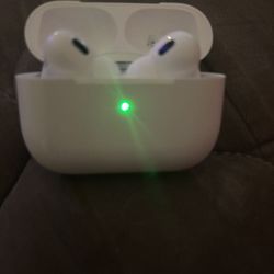 Airpod Threes