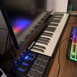 Alesis V49 MIDI Controller/Keyboard