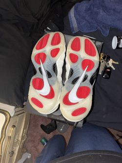 Foamposite pro SIZE 10 (Brand new)