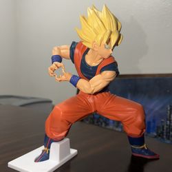 Goku Figure