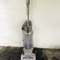 Shark Vacuum Cleaner 