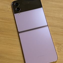 Galaxy Flip 4 Fully Unlocked 