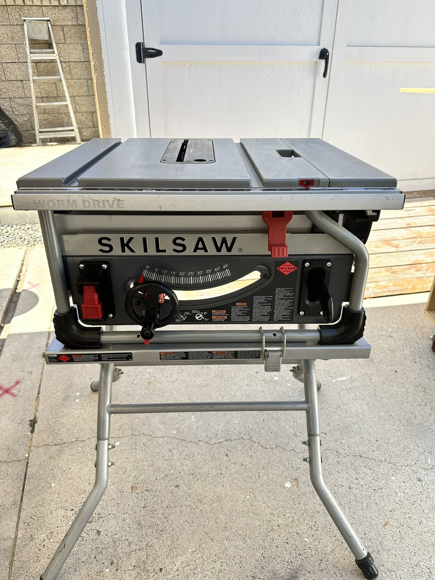 Skilsaw Worm Drive Table Saw