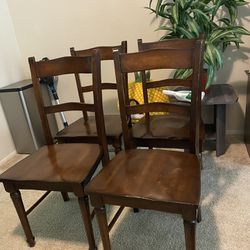 Set Of 4 Wooden Chairs 