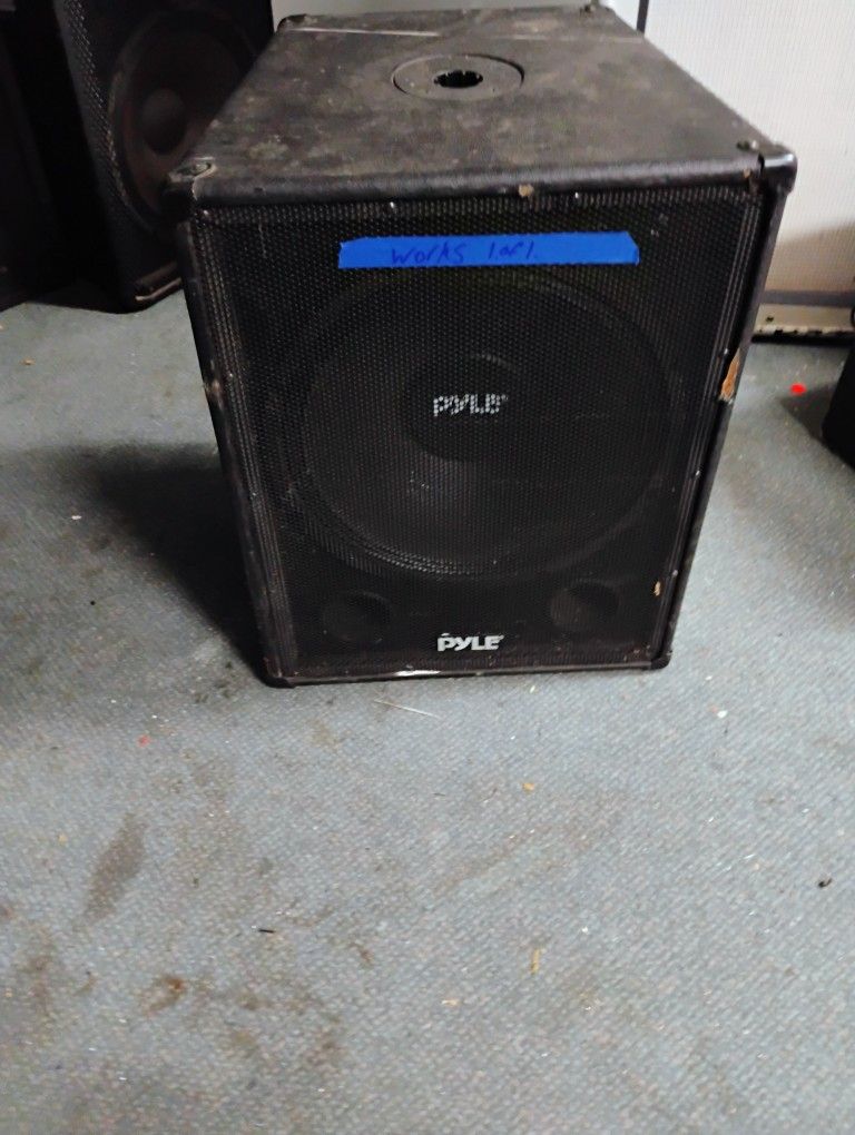 Pyle PASW15 800 Watt Subwoofer