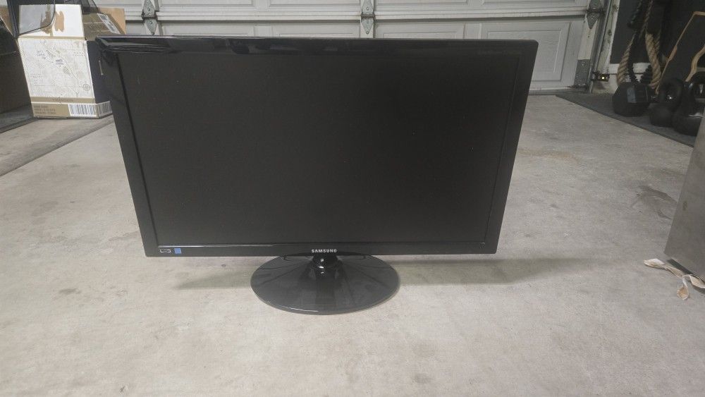 Samsung Monitor 24"