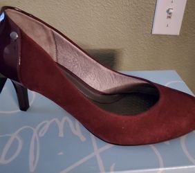 Women's Heels - Size 11