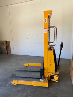 Pallet Stacker (READ)