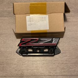 Truck Grill Z71 Logo 