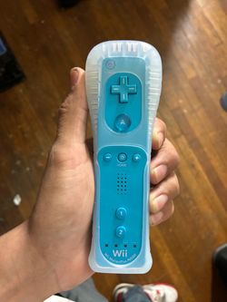 Wiimote blue with built in motion plus