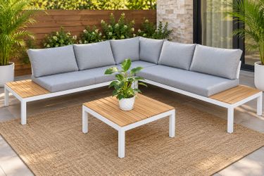 New 4-Piece Outdoor Sectional Sofa Set with Coffee Table