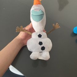 Olaf Plushie 