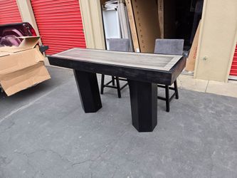 Bar table set