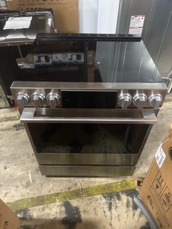 LG signature Stove