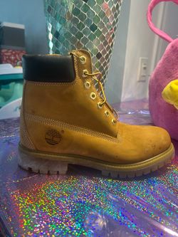 Timberland hi   boots 🥾 brand new  no box tang color size  7 men =8.5 lady