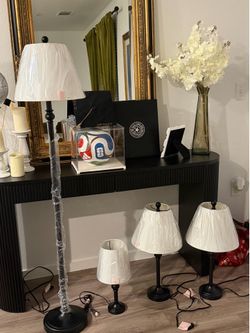 Set of lamps