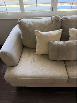 Love seat