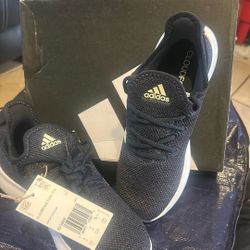 Adidas Cloud foam Plus