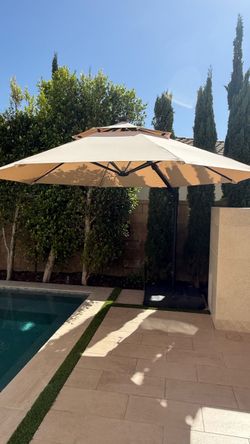 Allen + Roth 11 FT Cantilever Patio Umbrella – New Canopy