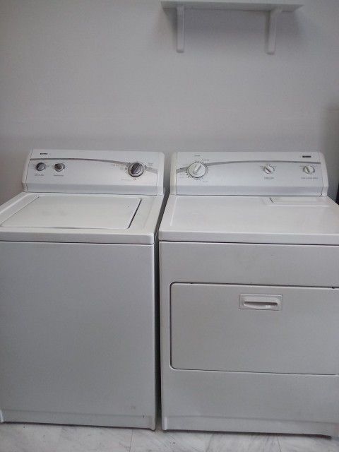 Kenmore washer And Dryer Set