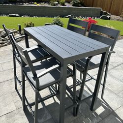 Brand new-Outdoor Bar Height Dining Table With Chairs