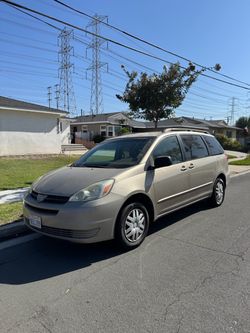 2004 Toyota Sienna