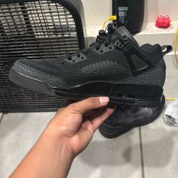 Jordan Low Spikes 12