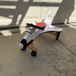 NASA Discovery Space Ship