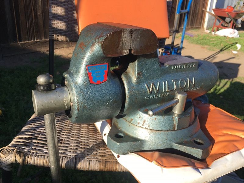Used Wilton Model 400 Bullet Swivel Bench Vise Anvil 101158 101157