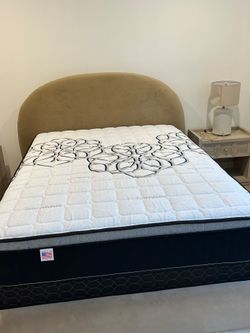 Queen Size Mattress Pillow Top