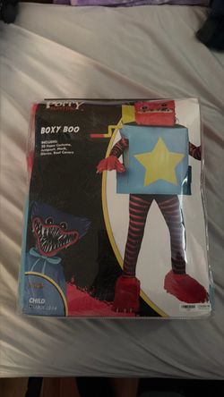 Boxy boo costume