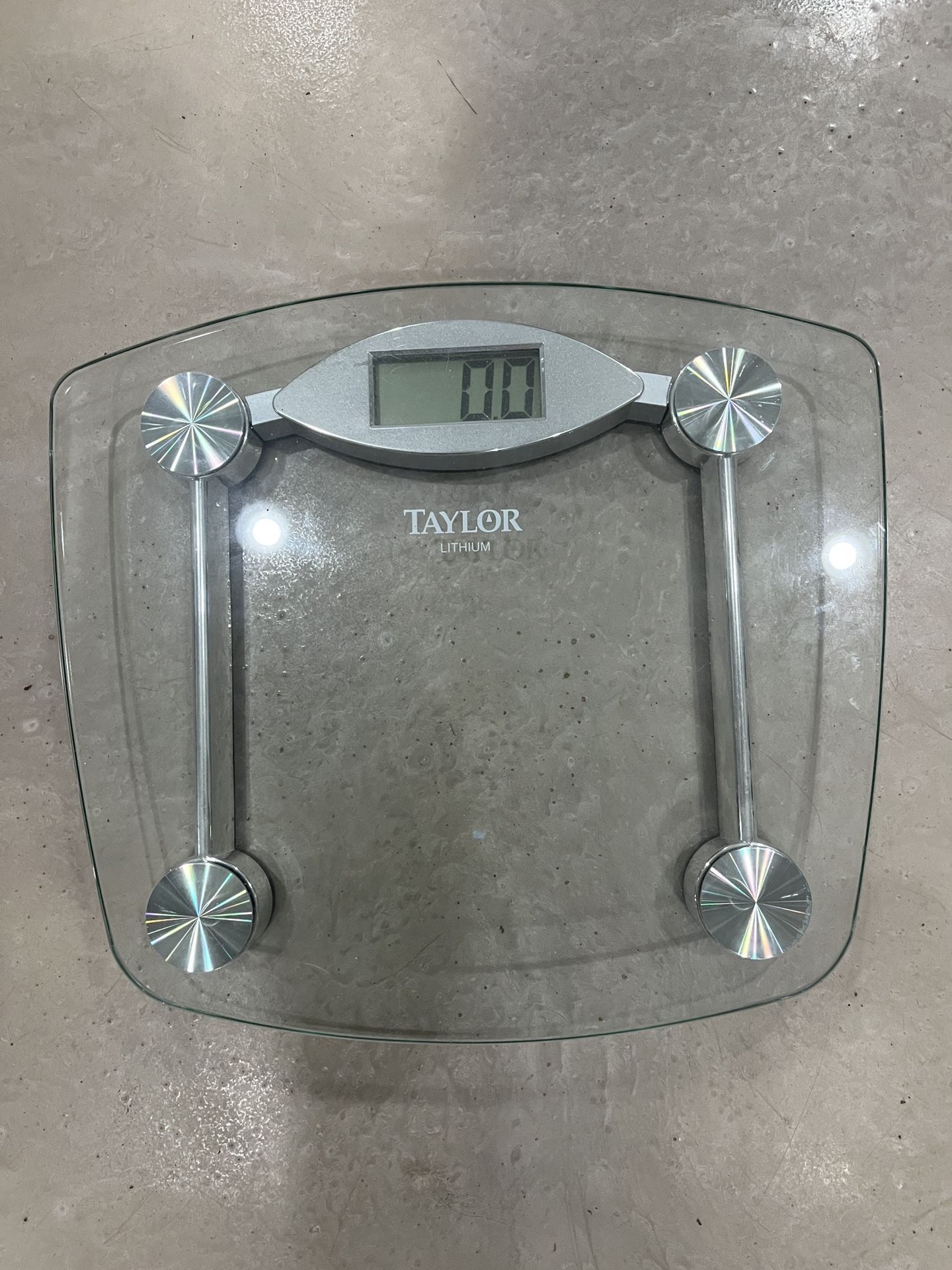 Glass Bathroom Scale To Measure & Manage Your Weight