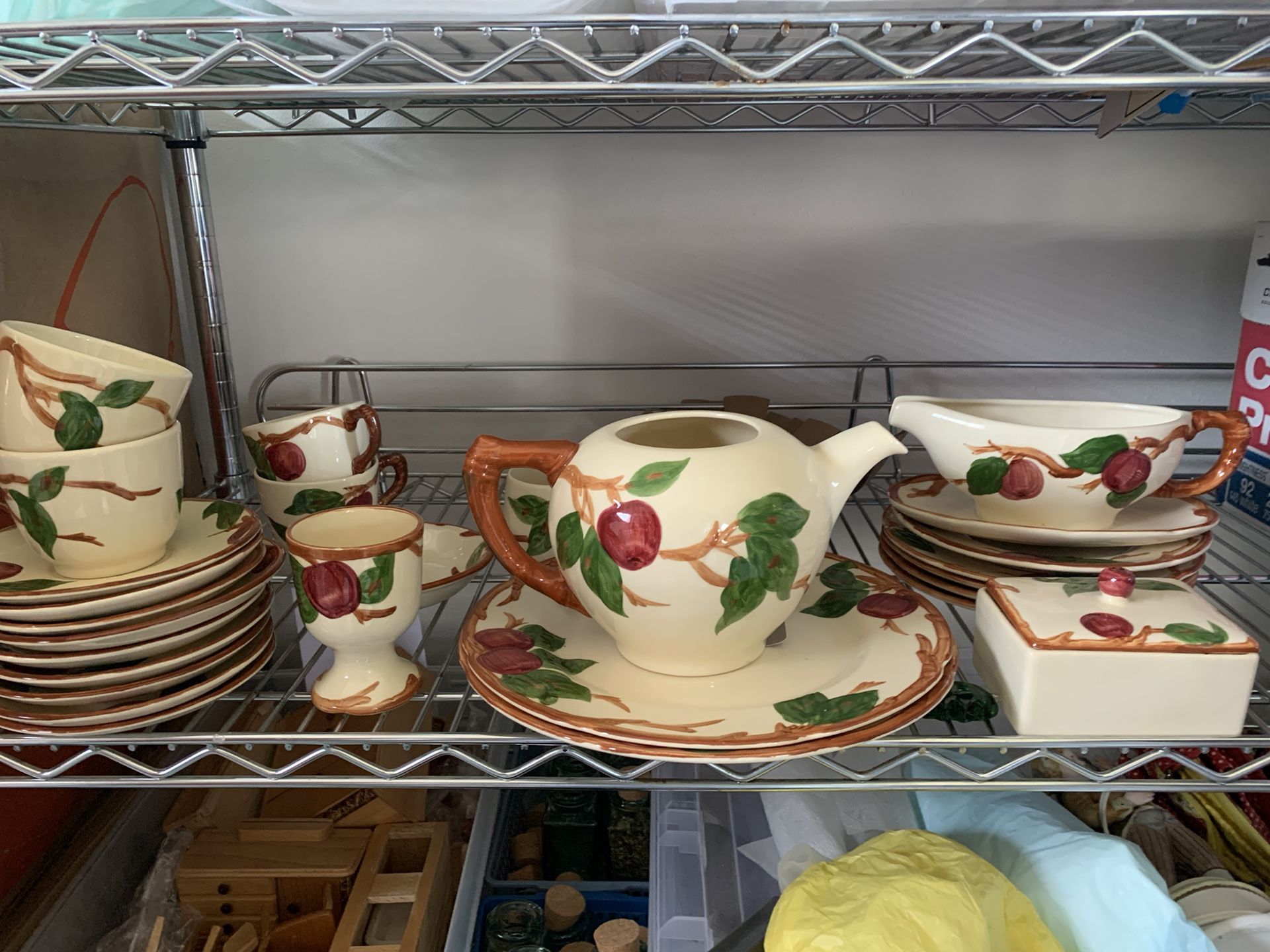 Franciscan, Apple Orchard Egg Cup And Gravy Boat