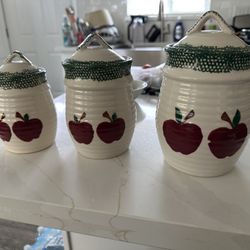 Set Of 3 Canisters 
