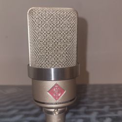 Neumann Tlm 102 Condenser Microphone 