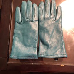 Women’s Leather Thinsulate Turquoise Medium Gloves