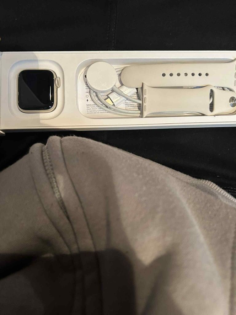 Apple watch brand new