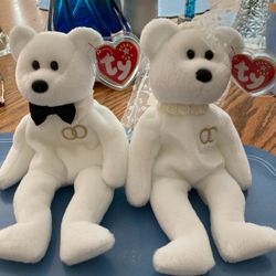 Mint condition Mr and Mrs wedding  beanie